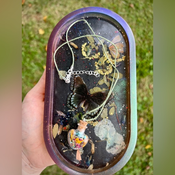 ✨Don’t worry be happy spell jar necklace✨ - Picture 2 of 2